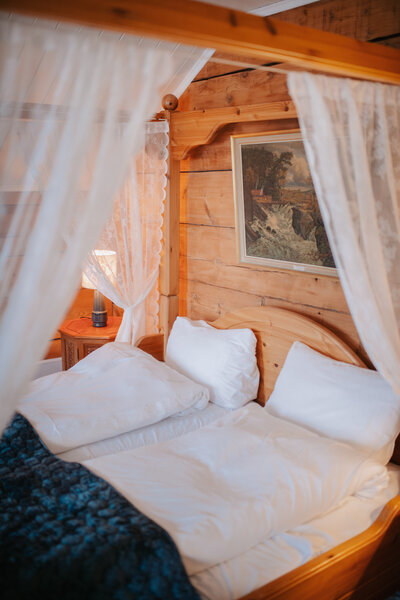 Berven Photo Helgaker Gård rom 246